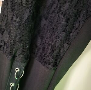 SHEIN Lacy Leggings